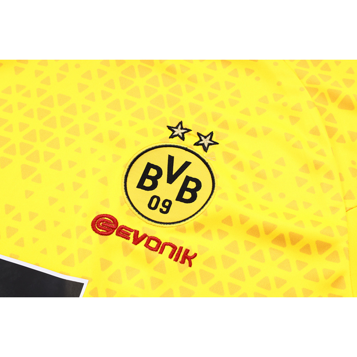 Chandal del Borussia Dortmund Manga Corta 23-24 Amarillo - Pantalon Corto - Haga un click en la imagen para cerrar